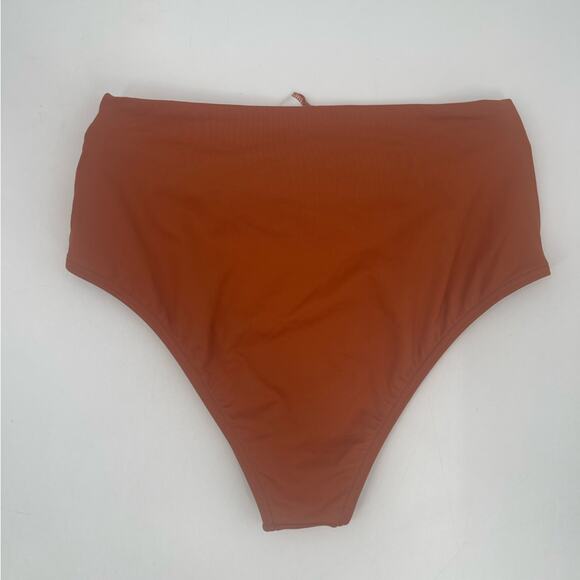 L*SPACE Bikini Bottom Lana Size Small NWT Twist High Waisted Beach Resort NWT - Picture 5 of 13